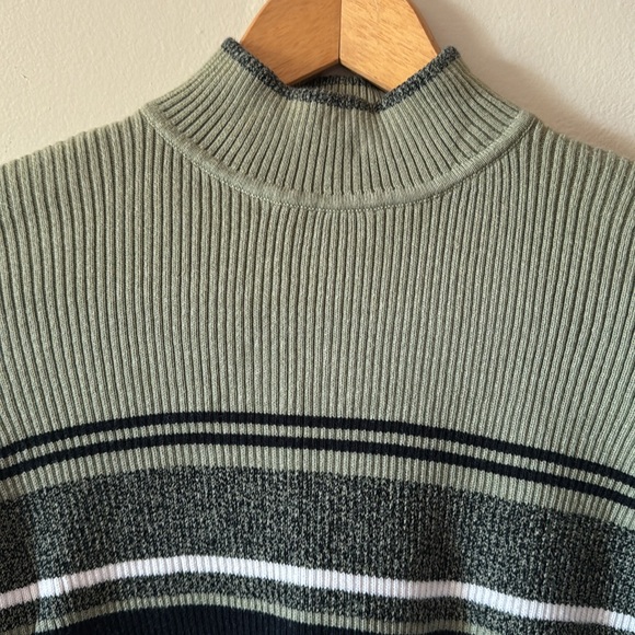 🫒🖤🐼Striped Sweater - Black, green, White - Picture 2 of 6